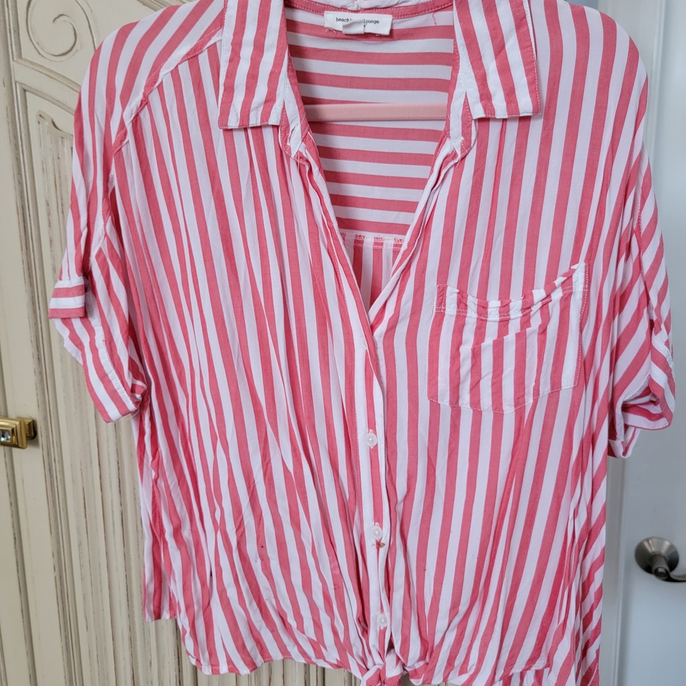 beachlunchlounge Pink and White Striped Button-Front Shirt